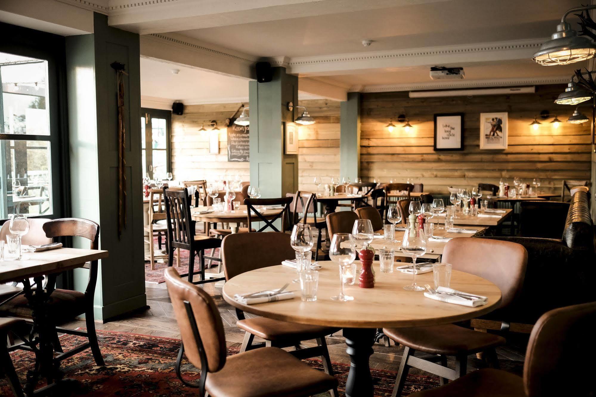 Fisherman'S Haunt Hotel Christchurch  Exterior photo
